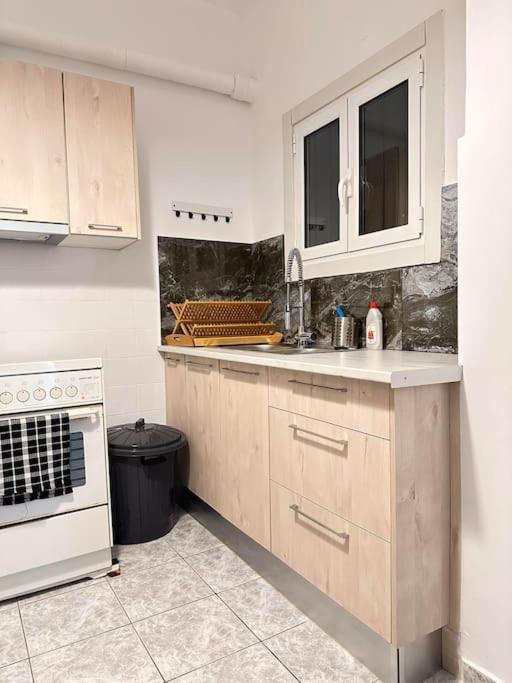 Apartament 4 Family And Friends - Acropolis View Ateny Zewnętrze zdjęcie